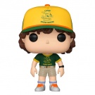 tv-stranger-things-dustin-at-camp