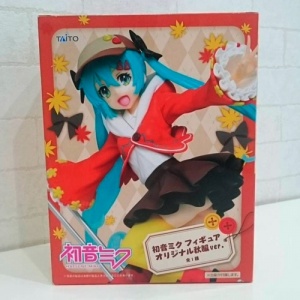 hatsune-miku--original-autumn-clothes-ver-box