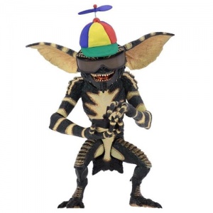neca-ultimate-gamer-gremlin-002