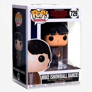 stranger-things-mike-at-dance-box
